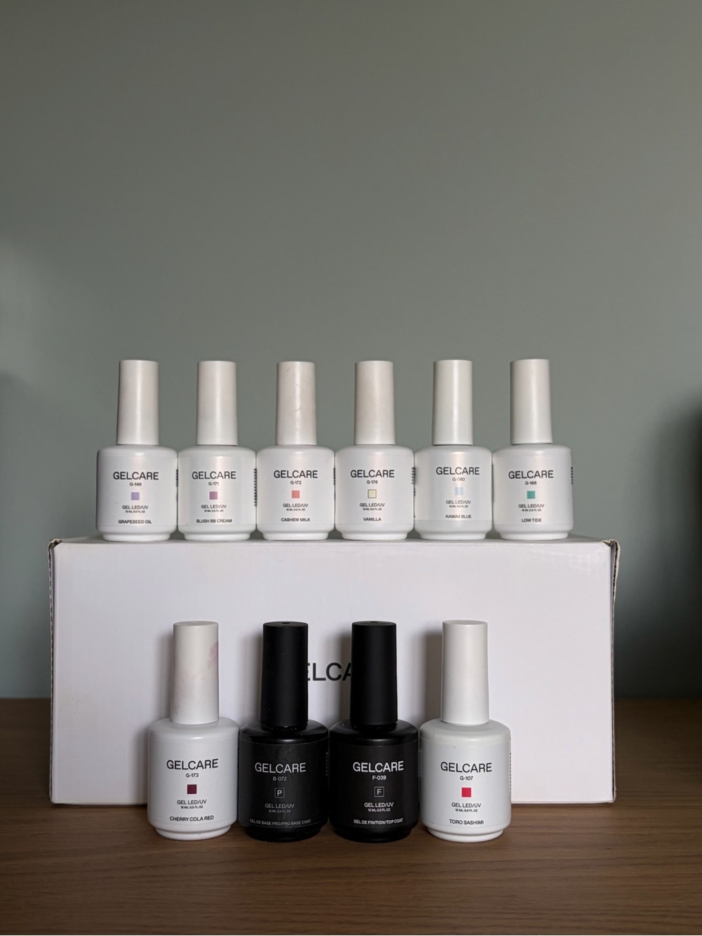 Professional GELCARE LED Lamp and 10 Gel Polish Set